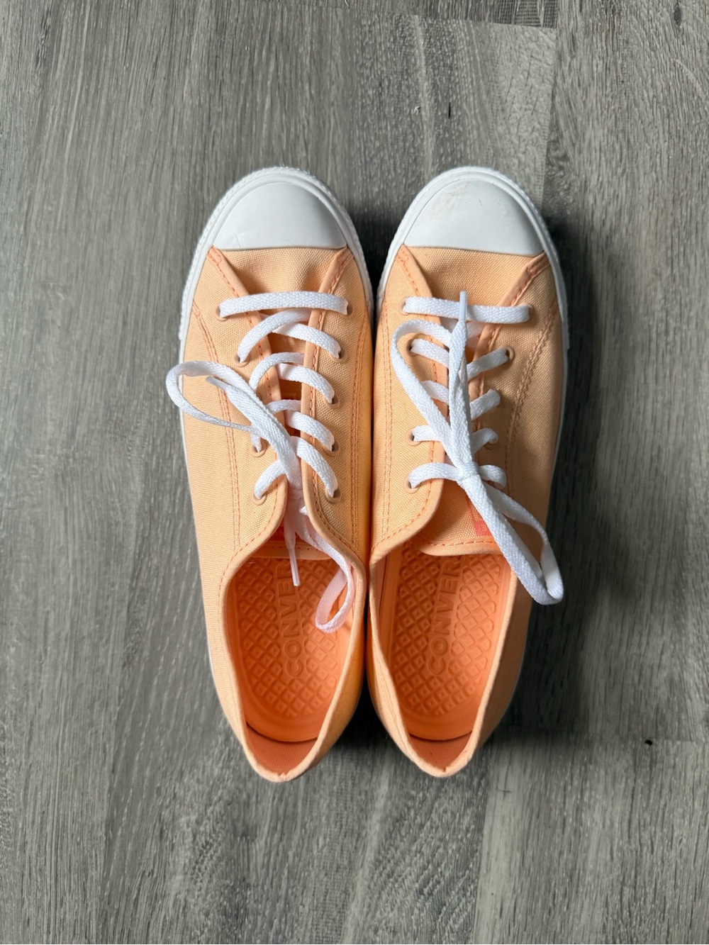 Peach Canvas Women's Converse - Picture 1 of 6